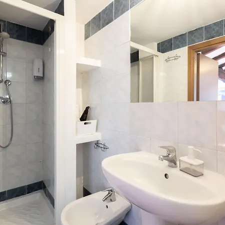 Beautiful Penthouse In Center With Balcony * Bolonia