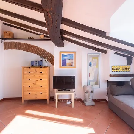 Just Urban - Elegant 2-br Penthouse With Balcony In Center Lejlighed *